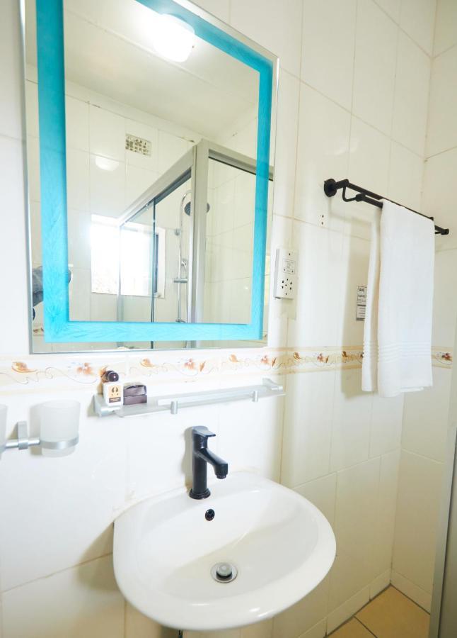 Laha Hotel Maun Eksteriør billede
